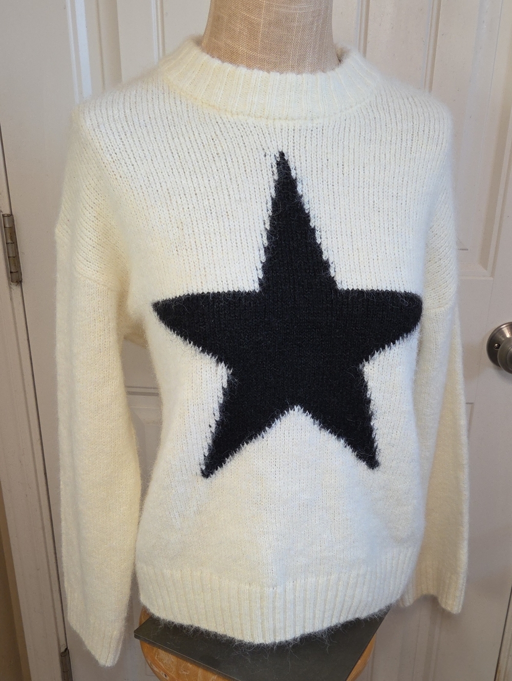 Oversize Cream Knit Crewneck Sweater with Black Star
